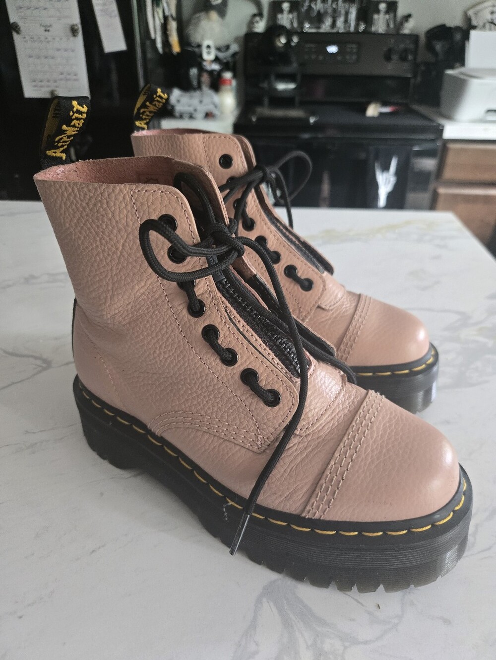Dr Martens SINCLAIR Milled Nappa Leather Platform Zip Or Tie Boots. Size 8 - Picture 8 of 16